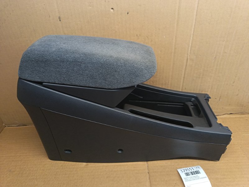 Бардачок между сиденьями Honda Torneo CF4 F20B 1998 (б/у)