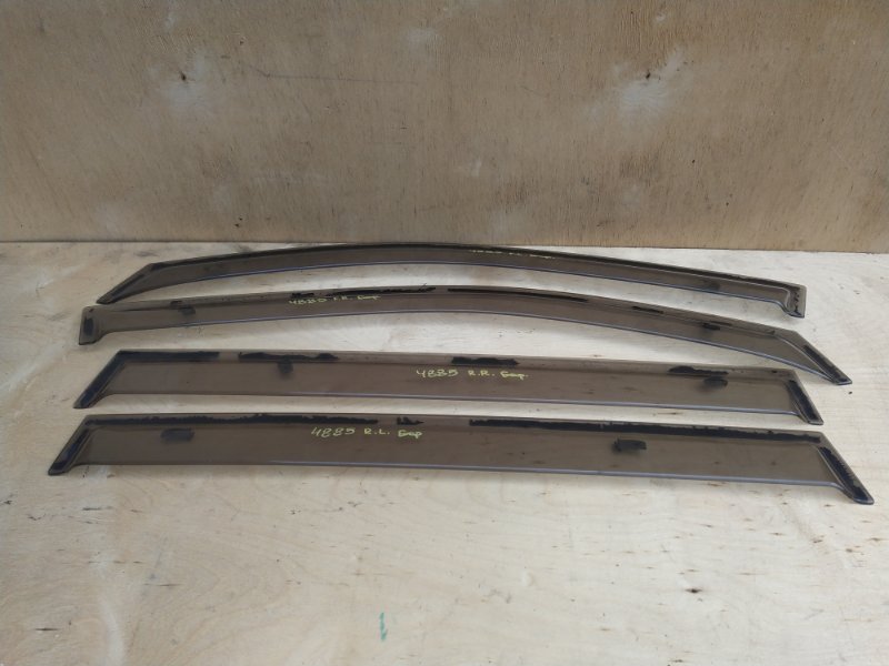 Ветровики комплект Mazda Premacy CP8W FP 2003 (б/у)