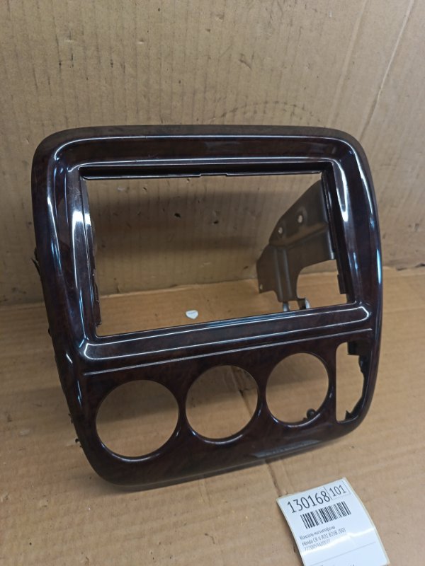 Консоль магнитофона Honda CR-V RD1 B20B 2001 (б/у)