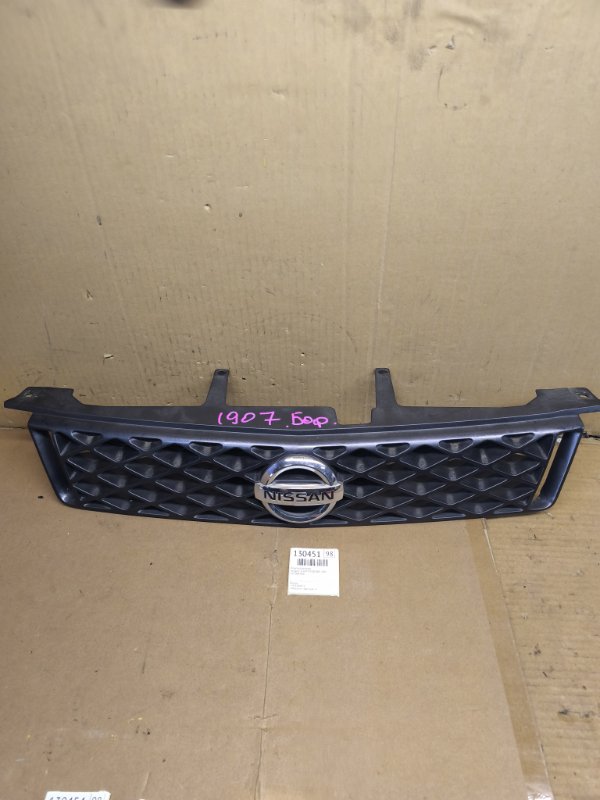 Решетка радиатора Nissan X-Trail NT30 QR20DE 2001 (б/у)