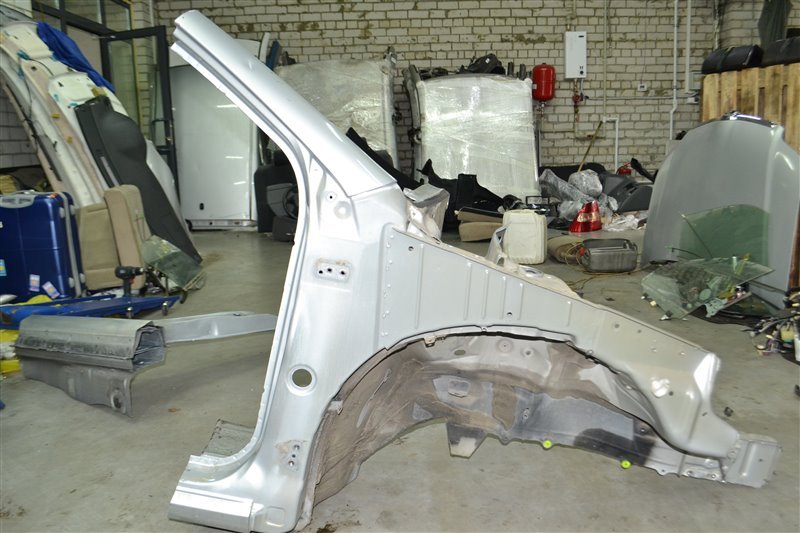 Лонжерон Toyota Corolla NZE124 1NZ 2005 передний правый (б/у)