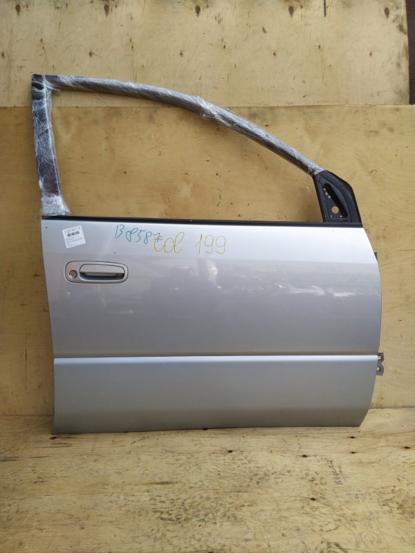 Дверь Toyota Ipsum SXM10 3SFE 2000 передняя правая (б/у)