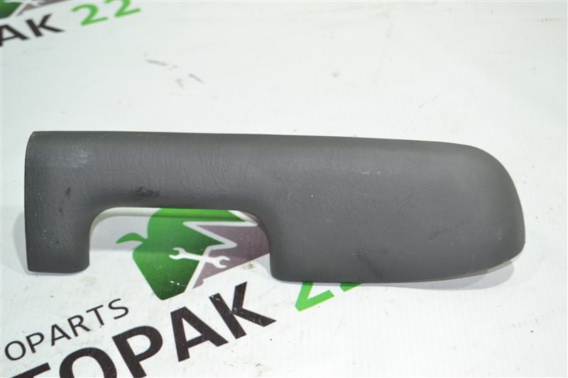 Накладка обшивки двери Toyota Corolla NZE124 1NZ 2005 (б/у)