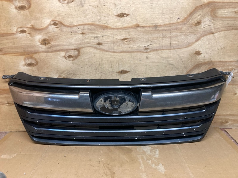 Решетка радиатора Subaru Outback BR9 (б/у)