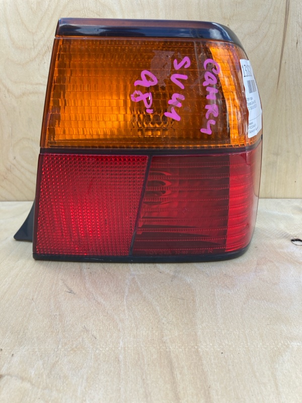 Стоп Toyota Camry SV40 правый (б/у)