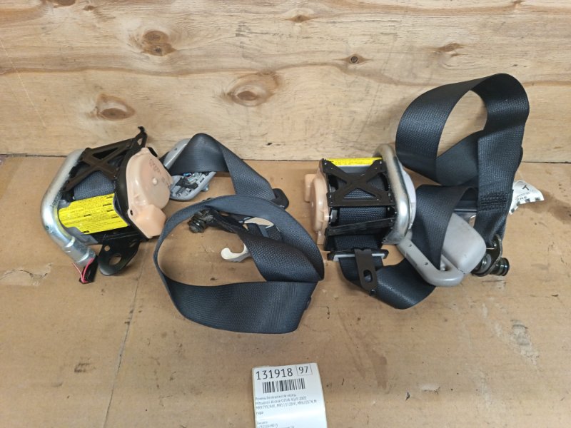 Ремень безопасности Mitsubishi Airtrek CU5W 4G69 2005 передний (б/у)