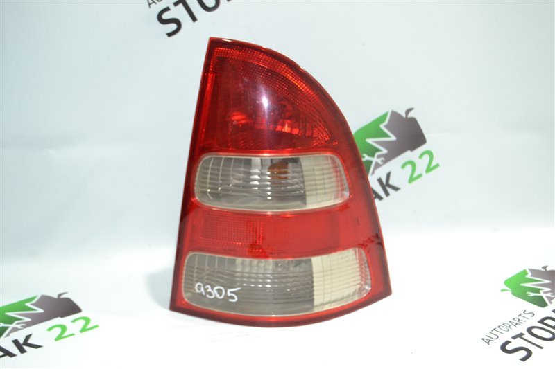 Стоп Toyota Fielder ZZE122 2002 задний правый (б/у)