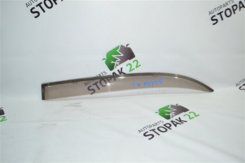 Ветровик Toyota Corolla NZE121 1NZ 2002 задний левый (б/у)
