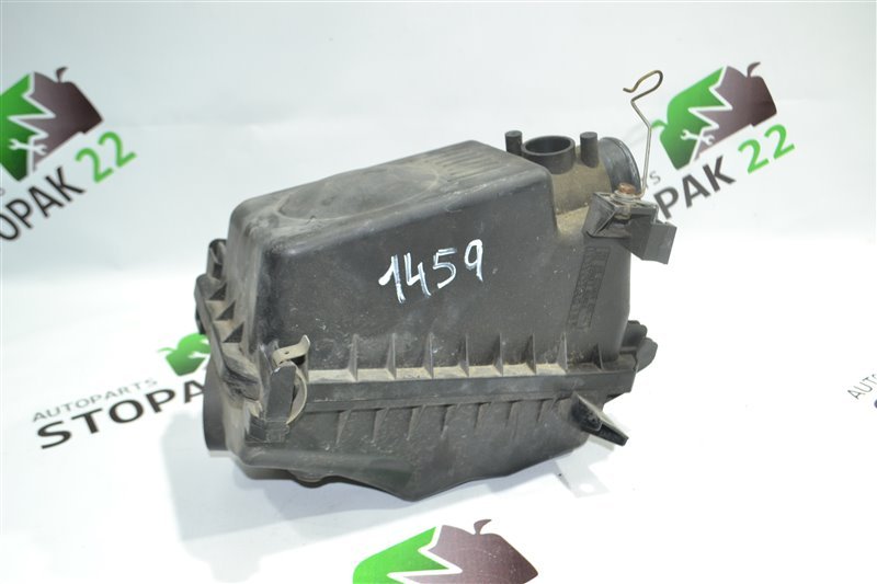 Корпус воздушного фильтра Toyota Fielder NZE121 2003 (б/у)