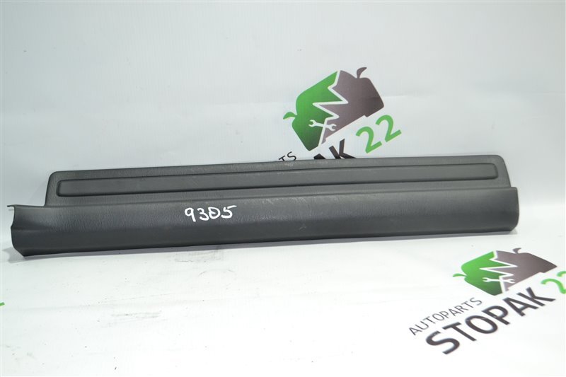 Накладка на порог Toyota Fielder ZZE122 2002 передняя левая (б/у)