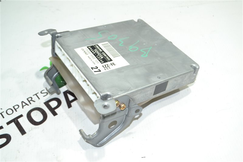 Блок управления двигателем Toyota Fielder ZZE122 2002 (б/у)