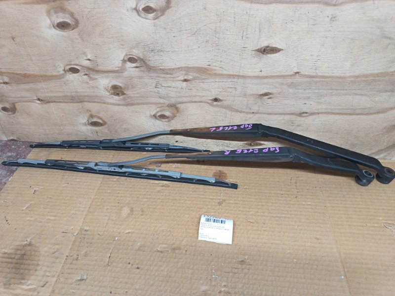 Дворник Mitsubishi Airtrek CU5W 4G69 2005 передний (б/у)