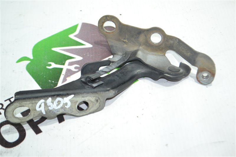 Петля капота Toyota Fielder ZZE122 2002 передняя правая (б/у)