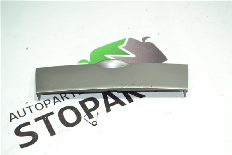 Крышка климат-контроля Toyota Fielder NZE124 1NZ-FE 2005 (б/у)