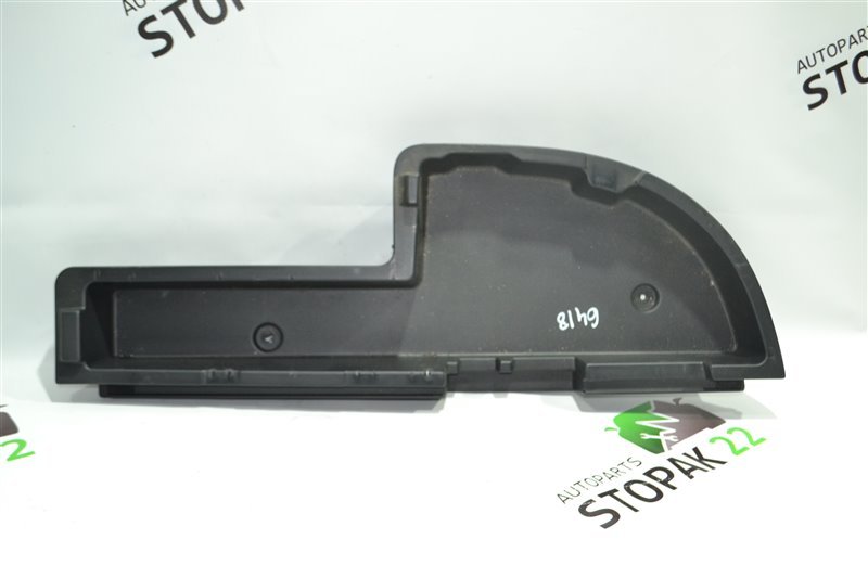 Ящик в багажник Toyota Fielder NZE124 1NZ-FE 2005 правый (б/у)