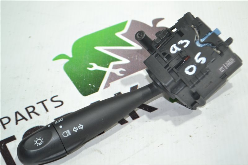 Переключатель света Toyota Fielder ZZE122 2002 (б/у)