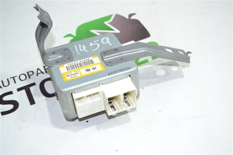 Блок управления рулевой рейкой Toyota Fielder NZE121 2003 (б/у)