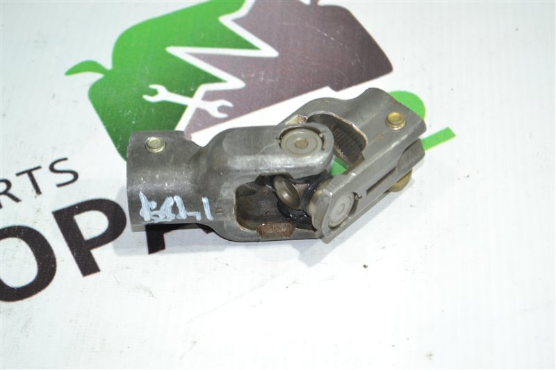 Рулевой карданчик Toyota Fielder NZE121 2003 (б/у)