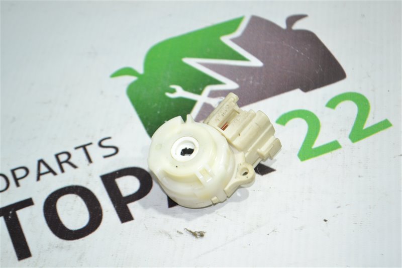 Контактная группа замка зажигания Toyota Fielder NZE121 2003 (б/у)
