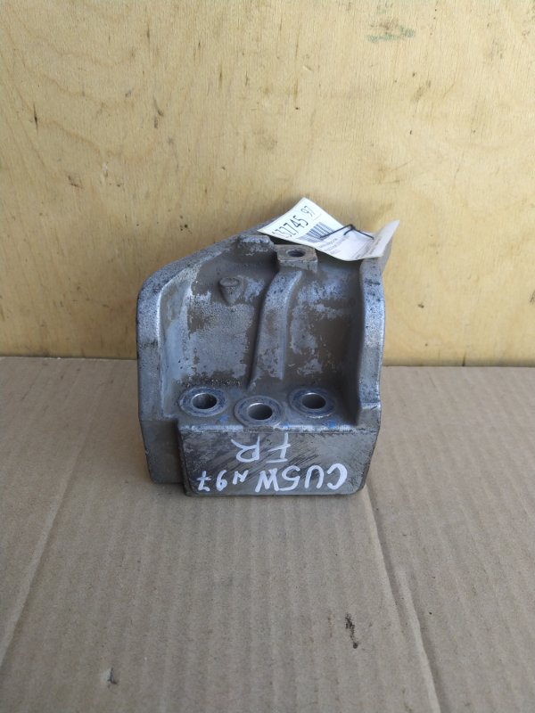 Кронштейн ДВС Mitsubishi Airtrek CU5W 4G69 2005 передний правый (б/у)