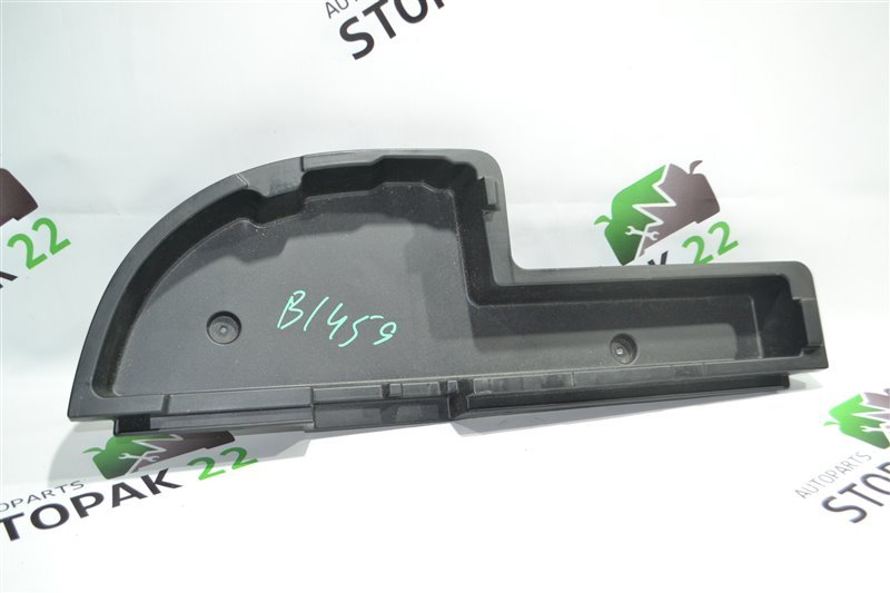 Ящик в багажник Toyota Fielder NZE121 2003 (б/у)