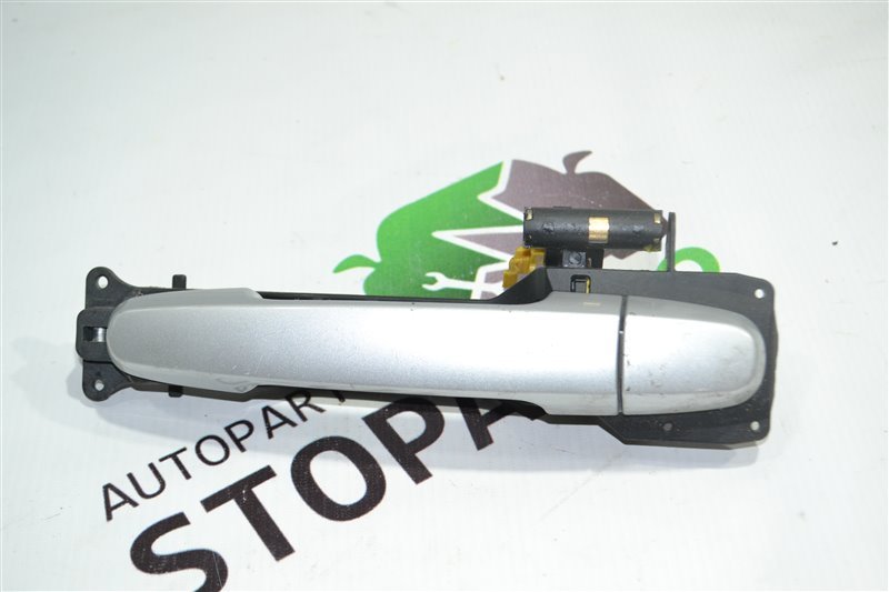 Ручка двери Toyota Corolla NZE124 1NZ 2005 передняя левая (б/у)