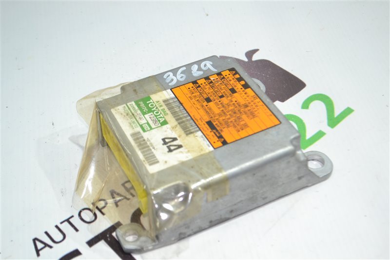 Блок управления airbag Toyota Corolla NZE124 2002 (б/у)