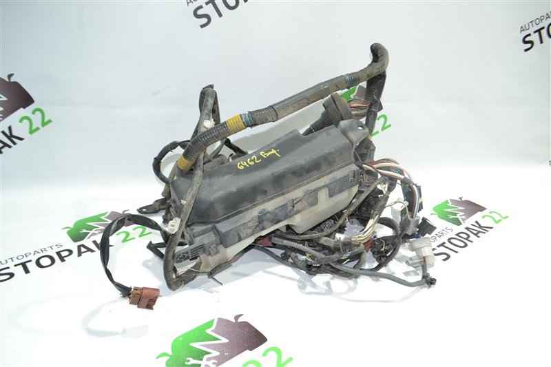 Блок предохранителей Toyota Corolla Spacio NZE121 1NZ 2002 (б/у)