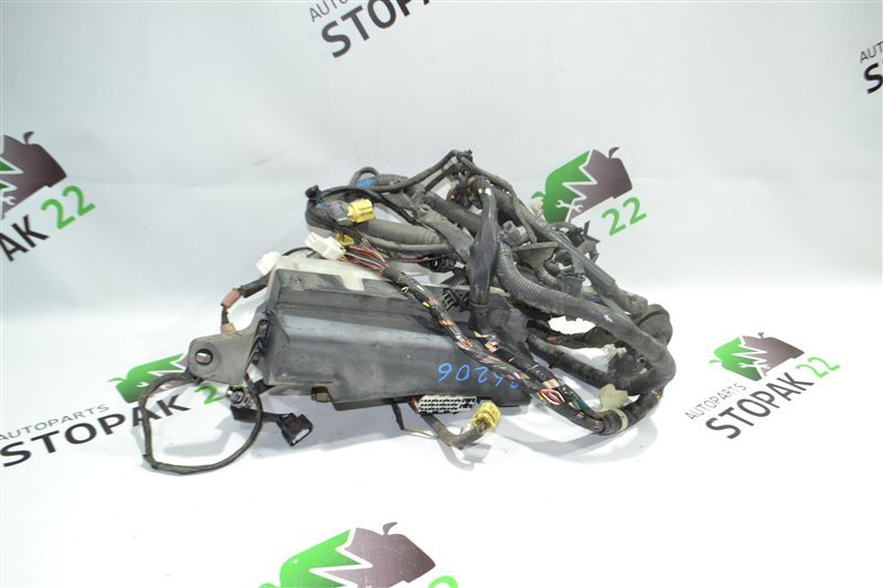 Блок предохранителей Toyota Corolla NZE121 1NZ 2002 (б/у)
