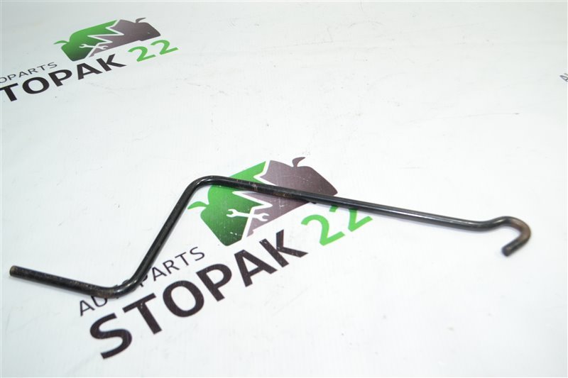 Ручка домкрата Toyota Corolla NZE121 1NZ 2004 (б/у)