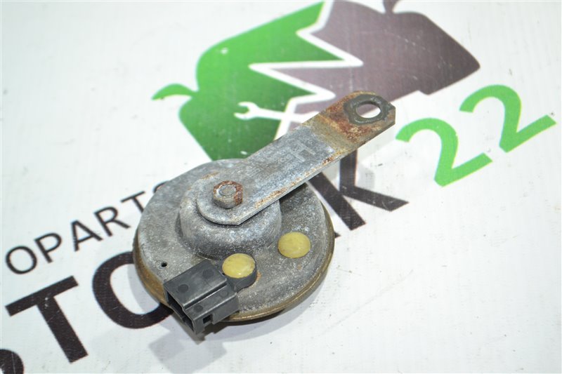 Звуковой сигнал Toyota Corolla NZE121 1NZ 2004 (б/у)