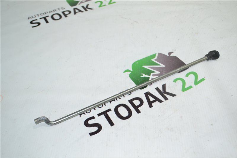 Держатель капота Toyota Corolla NZE121 1NZ 2004 (б/у)