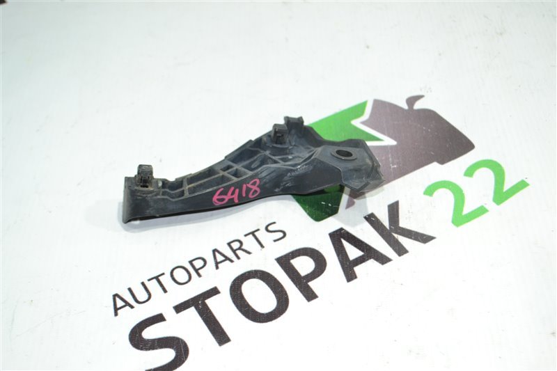 Крепление бампера Toyota Fielder NZE124 1NZ-FE 2005 переднее левое (б/у)