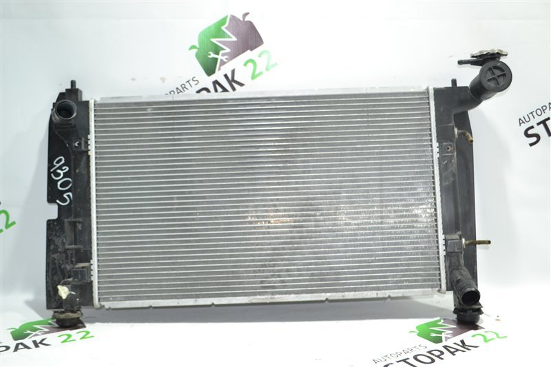 Радиатор охлаждения двигателя Toyota Fielder ZZE122 2002 (б/у)