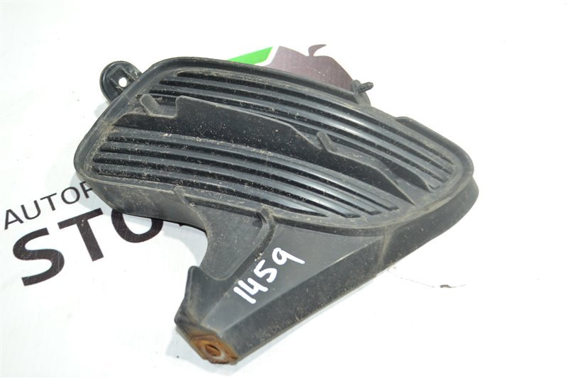 Заглушка бампера Toyota Fielder NZE121 2003 передняя левая (б/у)