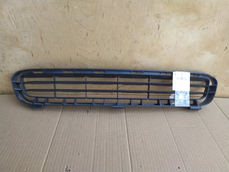 Решетка радиатора Toyota Camry ACV40 2AZFE 2006 передняя (б/у)
