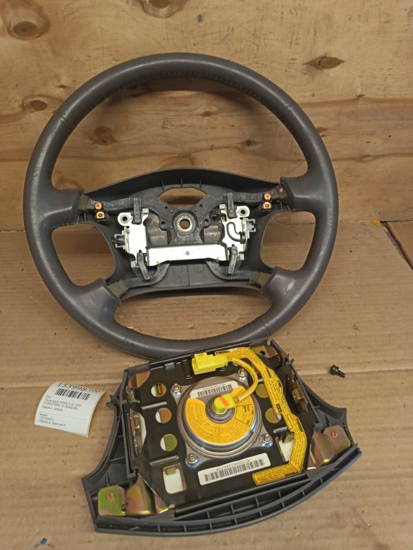 Руль Toyota Ipsum SXM10 3S-FE 1999 (б/у)