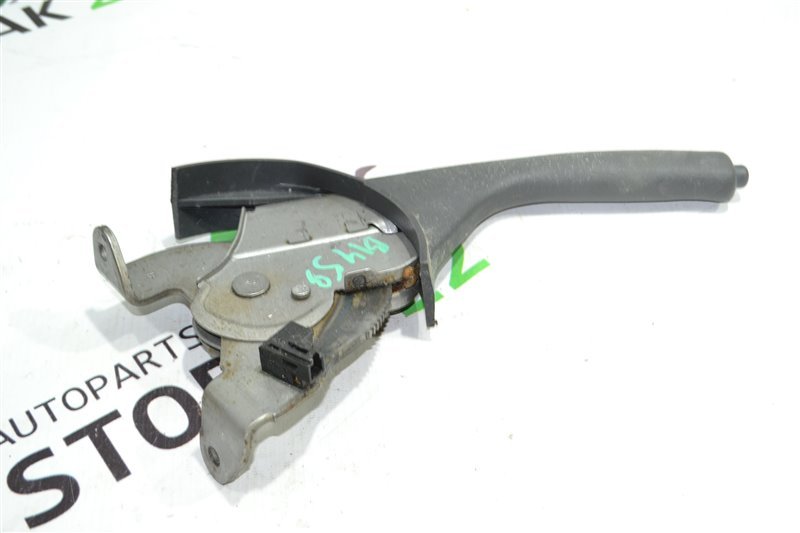 Ручка ручника Toyota Fielder NZE121 2003 (б/у)