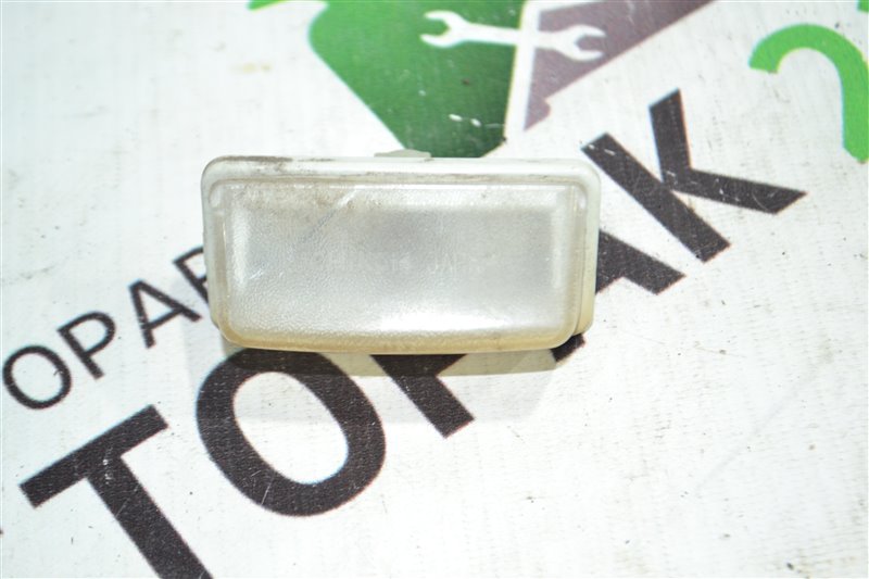 Подсветка номера Toyota Corolla NZE121 1NZ 2002 правая (б/у)