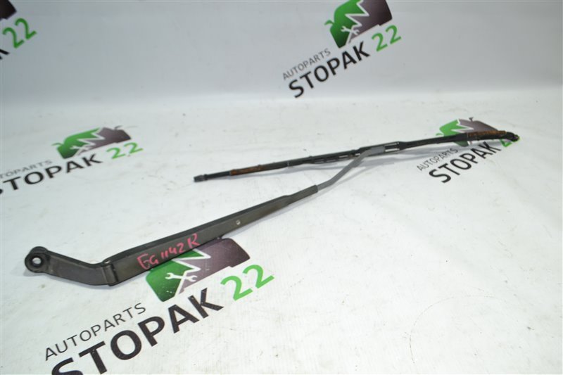 Дворник Toyota Corolla NZE121 1NZ 2001 правый (б/у)