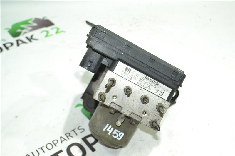 Блок abs Toyota Fielder NZE121 2003 (б/у)