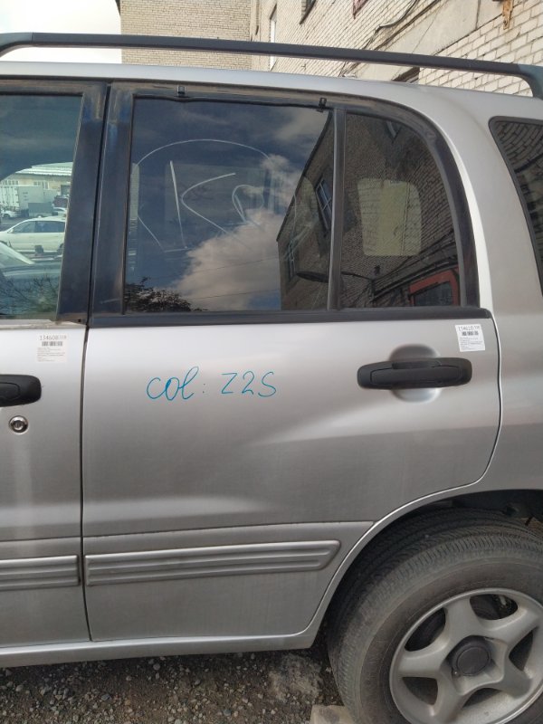 Дверь Suzuki Escudo TD02W G16A 1998 задняя левая (б/у)