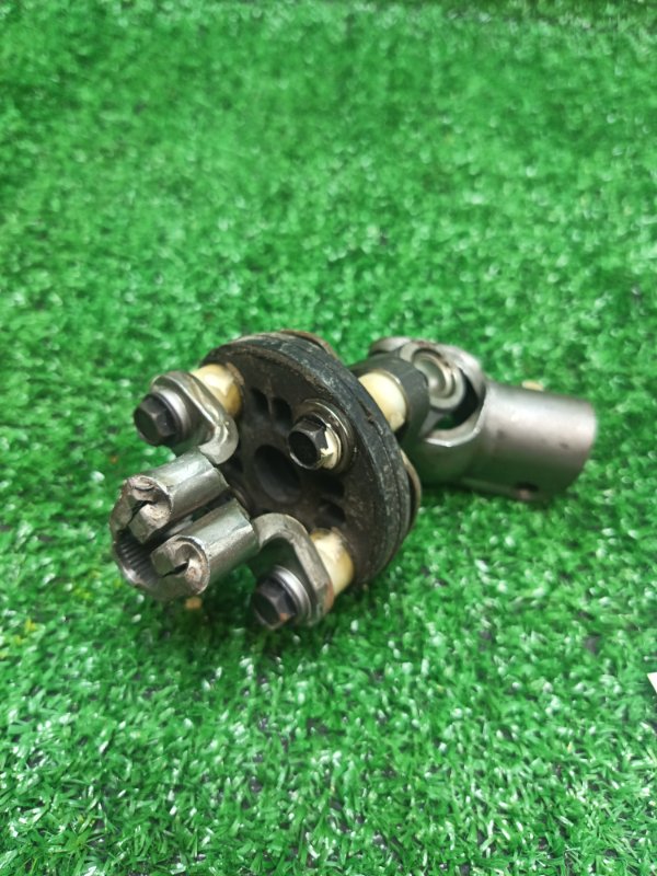 Рулевой карданчик Toyota Camry Gracia SXV20 5SFE 2000 (б/у) Рулевой карданчик Toyota Camry Gracia SXV20 5SFE 2000 (б/у)