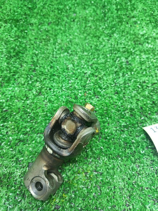 Рулевой карданчик Toyota Ipsum SXM10 3SFE 1999 (б/у) Рулевой карданчик Toyota Ipsum SXM10 3SFE 1999 (б/у)