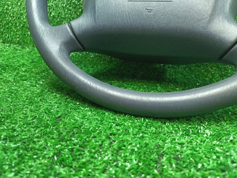 Руль Toyota Ipsum SXM10 3SFE 2000 (б/у) Руль Toyota Ipsum SXM10 3SFE 2000 (б/у)