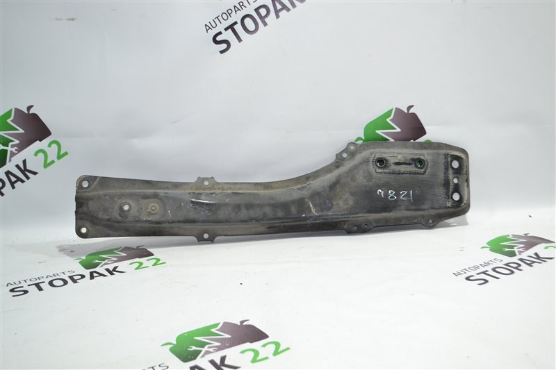 Балка продольная Toyota Fielder NZE121 1NZ 2002 передняя (б/у)