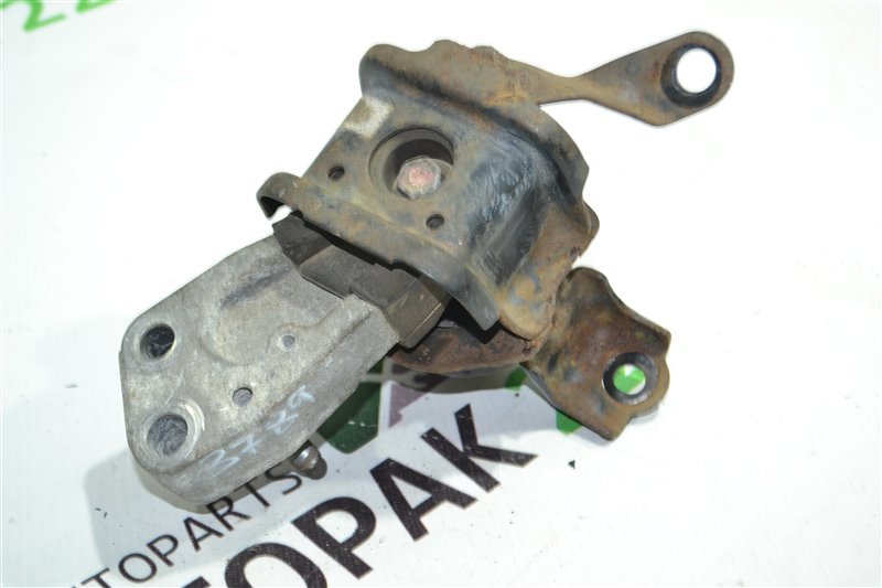 Подушка двигателя Toyota Corolla NZE121 1NZ 2004 правая (б/у) Подушка двигателя Toyota Corolla NZE121 1NZ 2004 правая (б/у)