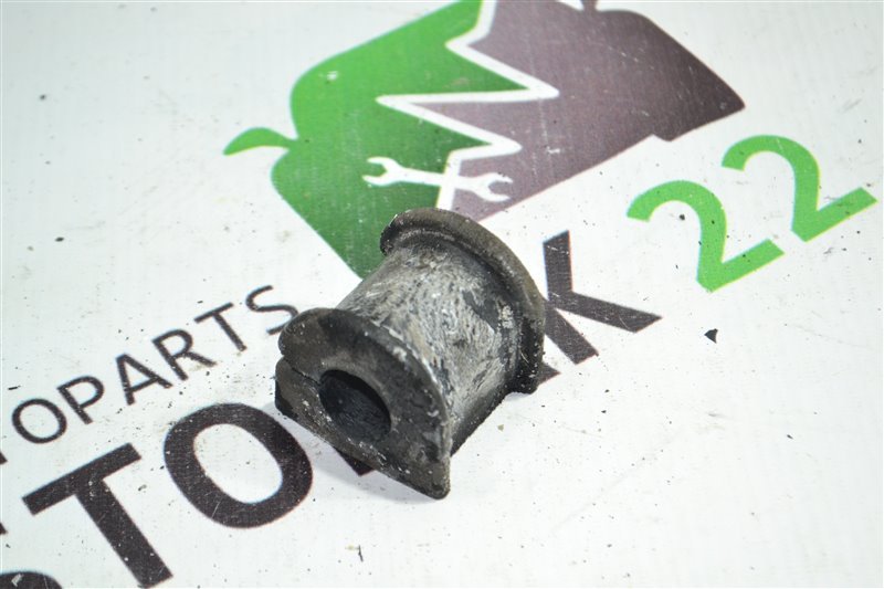 Втулка стабилизатора Toyota Corolla NZE121 1NZ 2004 передняя (б/у) Втулка стабилизатора Toyota Corolla NZE121 1NZ 2004 передняя (б/у)