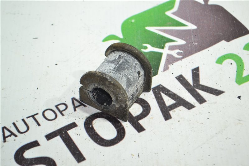 Втулка стабилизатора Toyota Fielder NZE121 2003 передняя (б/у)