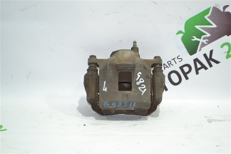 Суппорт Toyota Fielder NZE121 1NZ 2002 передний левый (б/у) Суппорт Toyota Fielder NZE121 1NZ 2002 передний левый (б/у)